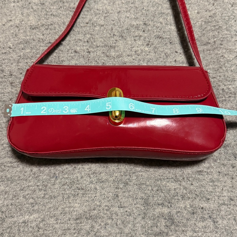 Elegant Red Shoulder Bag